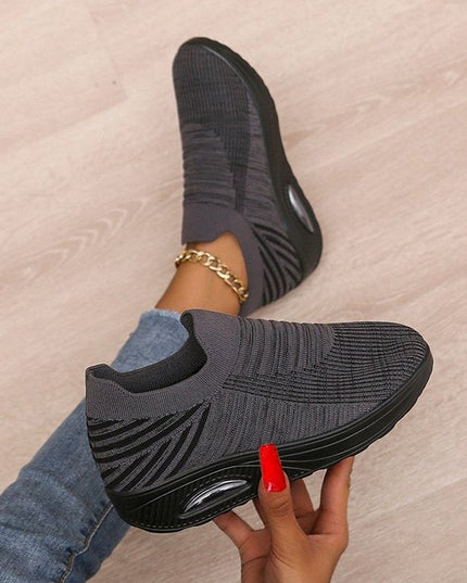 Women's low top fly woven casual sneakers - Libiyi